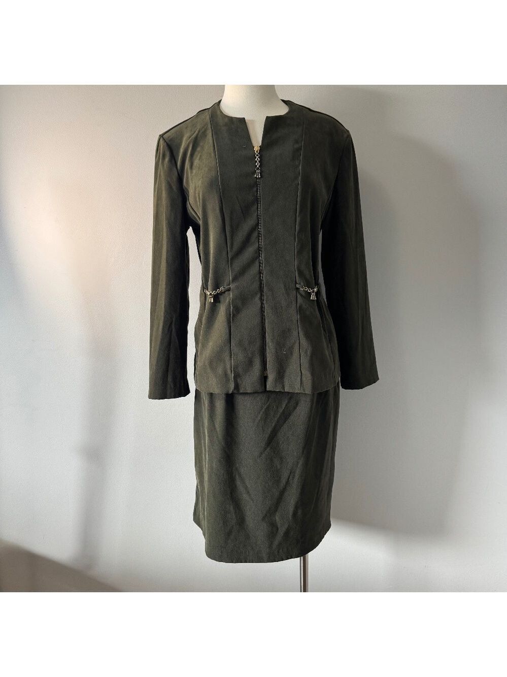 Sag Harbor Vintage Olive Skirt Set